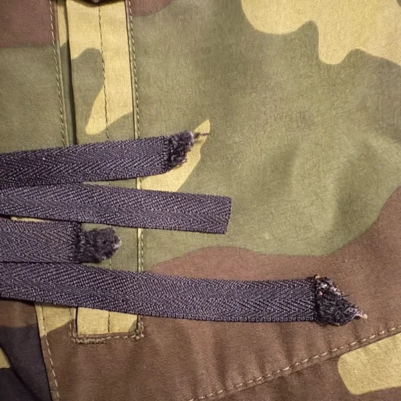 Canada Goose Camouflage Jacket - Picture 14 of 14